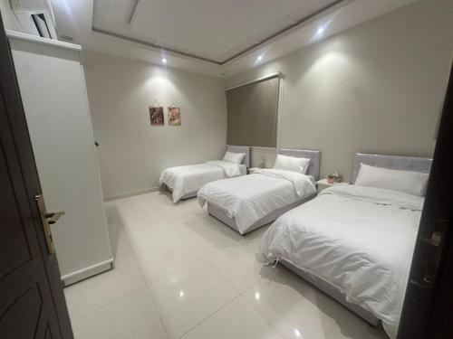 شقة واسعة ثلاث غرف نوم ودخول ذاتي, Riad (Foto 8)