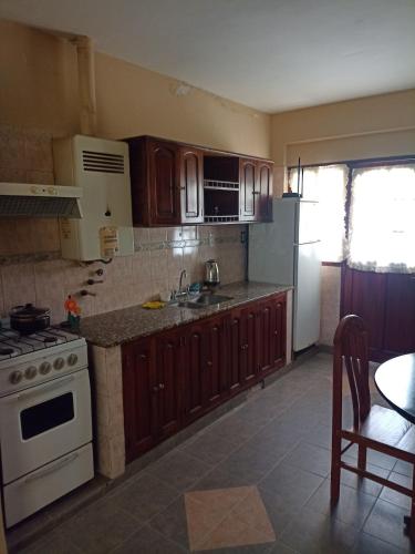 Alojamiento temporal - Alto Comedero in San Salvador De Jujuy