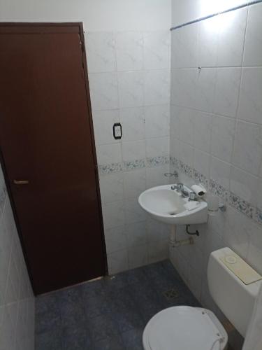 Alojamiento temporal - Alto Comedero in San Salvador De Jujuy