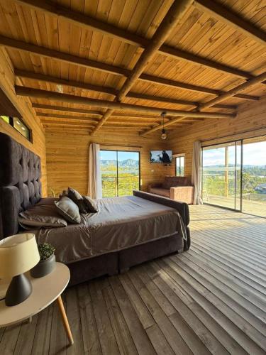 Koplietošanas atpūtas telpa ar TV, Alto Paraíso Glamping "C" (Alto Paraiso Glamping "C") in La Ceja