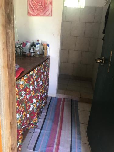 Kamar Mandi, Chez Nina CH in Opoa