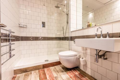 The Brook Green Hotel - image 5