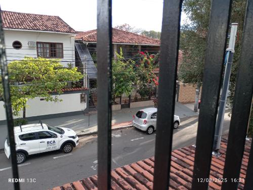 aeroporto e praia loft espaçoso (aeroporto e praia loft espacoso) near สนามบินเอวริโก เด อาเกียร์ ซัลเลส