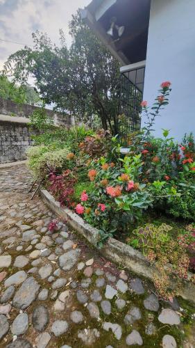 Los Abuelos Mulua Reu House in Retalhuleu