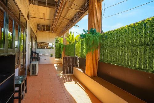Shared room, mixed dormitory, 6 guests
