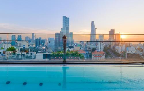 Basen, Winsuites Saigon Hotel near Muzeum Sztuk Pięknych