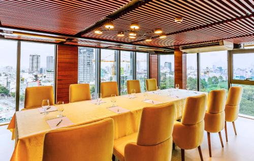 Wysokie oceny od podróżujących służbowo