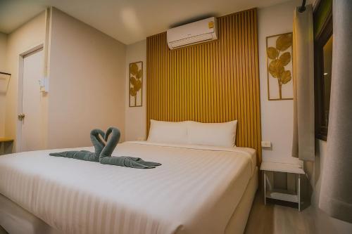 Eclipse Hostel and Bar Room Type - Deluxe Double Room