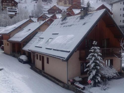 Studio mezzanine 4 pers Valloire balcon proche pistes - FR-1-263-599 - image 2