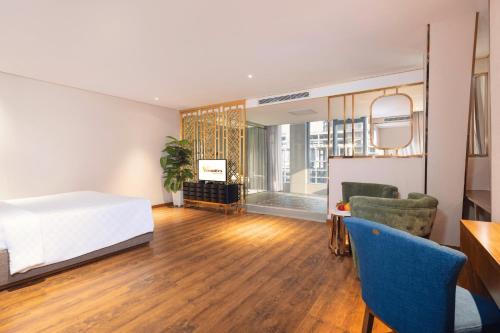 Junior Suite City View - Free Mini Bar and Afternoon Tea