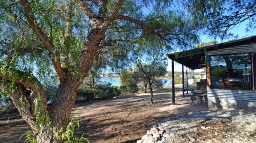 Létesítmények, CDC-625 Beach House incl.rear 2BR studio in Coffin Bay
