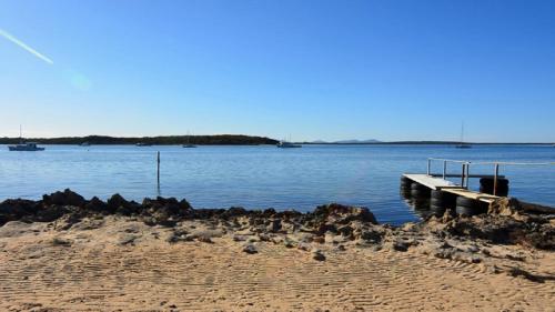 Létesítmények, CDC-625 Beach House in Coffin Bay