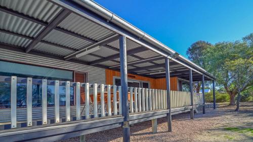 Létesítmények, CDC-625 Beach House in Coffin Bay
