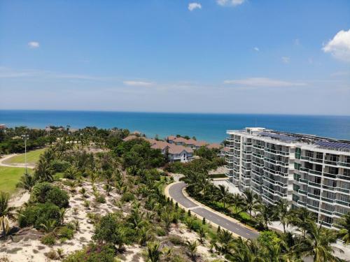 Ocean Vista Beach Front Apartment