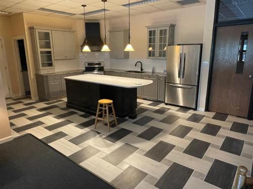 Lovely 1 Bedroom Apartment in Beautiful Small Town