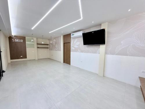 Паб/Коктейль-бар, Hotel SMIR in Хуакіллас