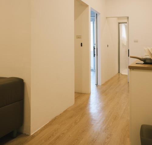 City Silom I King Bed I Sleep 3 I 2 Bedroom - image 6