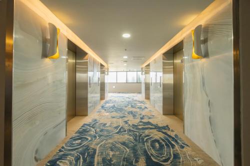 M83 Jackson Hotel  in Joun-dong