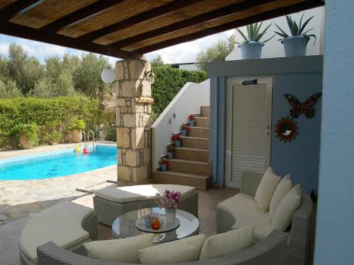 Villa in Crete with Pool and Sea View, Loutra (foto 9)