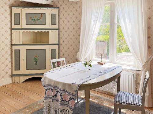 Iekārtas, Idyllic Family Retreat Close to the Sea in Fallo