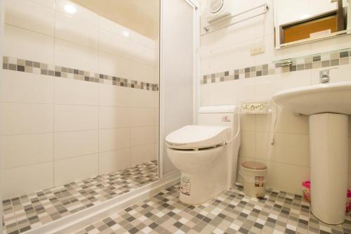 Daly Moonlight Homestay - 화장실