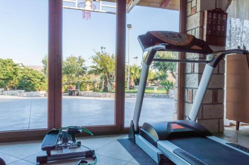 Luxury Villa Karteros - main image