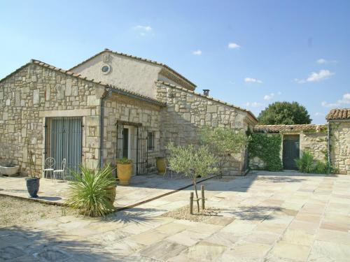Exterior view, Vineyard Villa in Montfrin in Montfrin