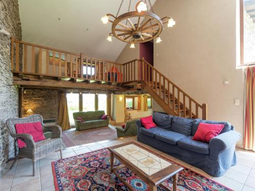 Rustic Cottage in Jevigné, Lierneux (Foto 3)