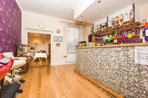 Canberra Hotel - image 5