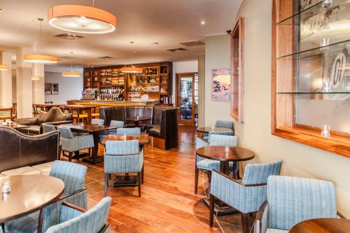 Pub/Lounge, Kilkenny Pembroke Hotel in Kilkenny