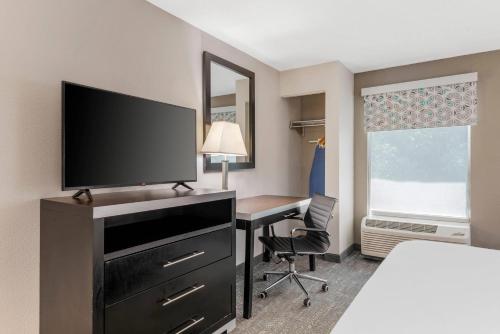 Quality Inn Union City - Atlanta South - image 35
