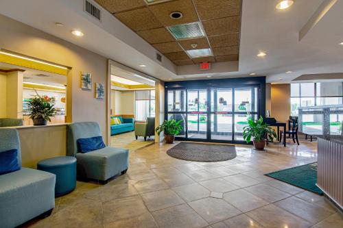 Quality Inn Portsmouth - image 11