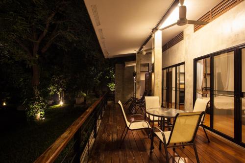 Photharam126 Resort