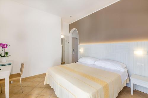 Hotel Mon Repos – Baia Sardinia, NJ