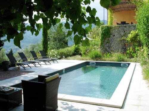 泳池, Elegant Villa in Grasse in 格拉斯
