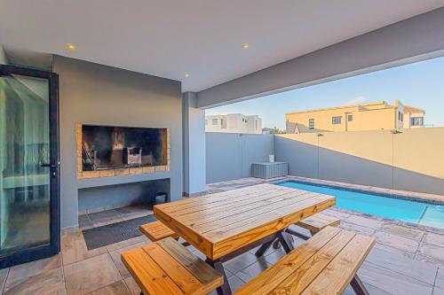 Dalton's, Langebaan, 10-sleeper