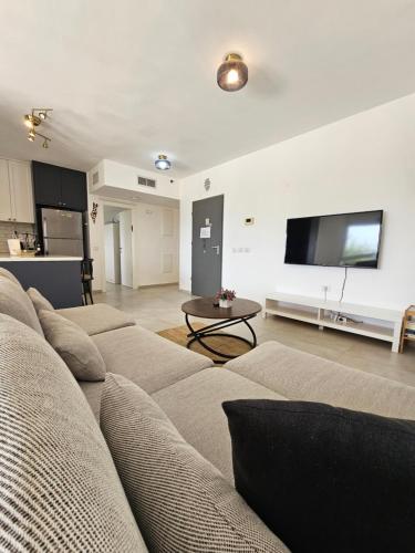 Facilities, OrYam - Boutique Sea View Apt. 2BD Up to 8 Guests in Acre