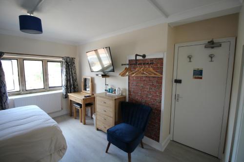 The Clothiers Arms - image 11