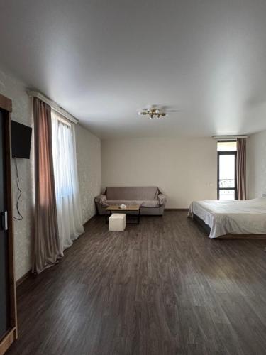 Crest hotel in Odzun