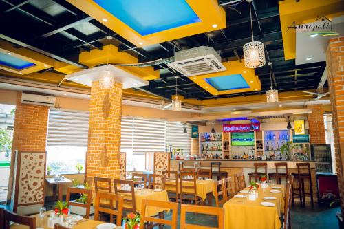 Amrapali Cottage and Restaurant Pvt Ltd in พุฒวัล