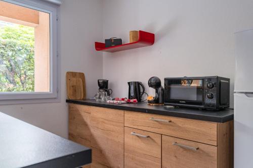 Kitchen, Le Refuge Toulousain - Proche Aeroport in Purpan