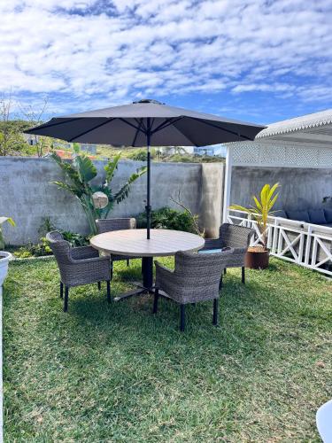 Oasis Marine Gravier Plage in Rodrigues