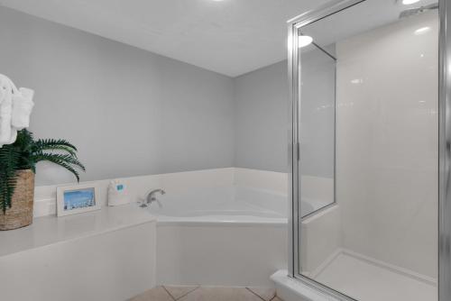 Sea Dunes 304 by Real Joy Vacations - image 12