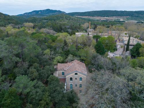 Viesnīcas āriene, Les Châtaigniers (Les Chataigniers) in Villeneuvette