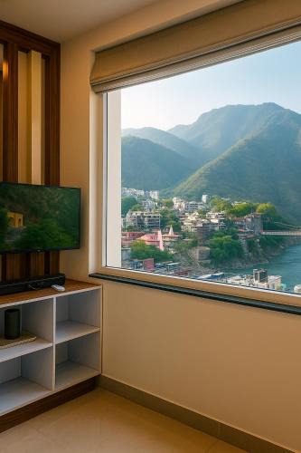 Kilátás, Around stays by the Ganges in Laxman Jhula