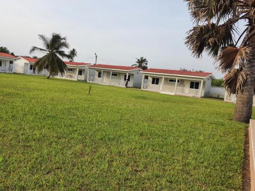 Cushnie Resort & Spa Ltd in Ada Foah