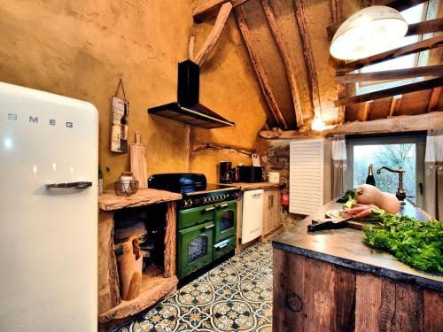 kuhinja, Farmhouse in Durbuy with Sauna  Garden in Weris