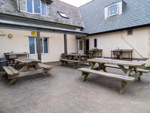 YHA Treyarnon Bay - image 8