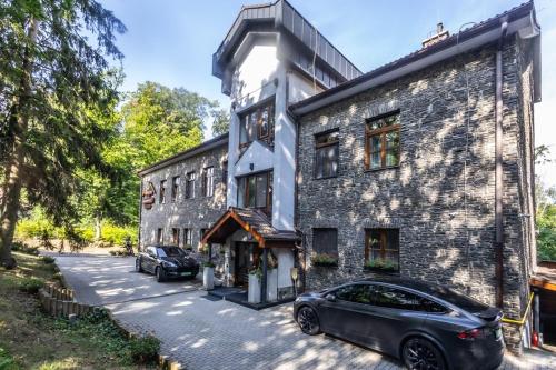 . 4 Évszak Hegyihotel