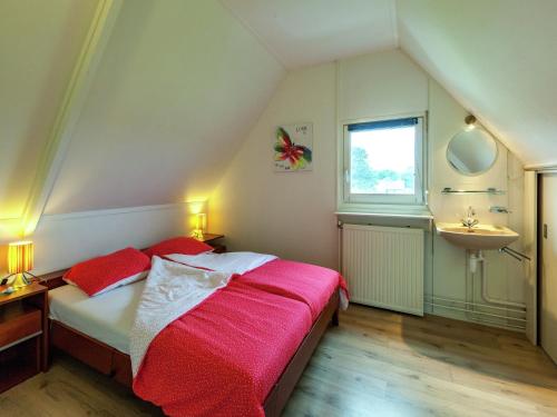 Peaceful Holiday Home in Dongeradeel